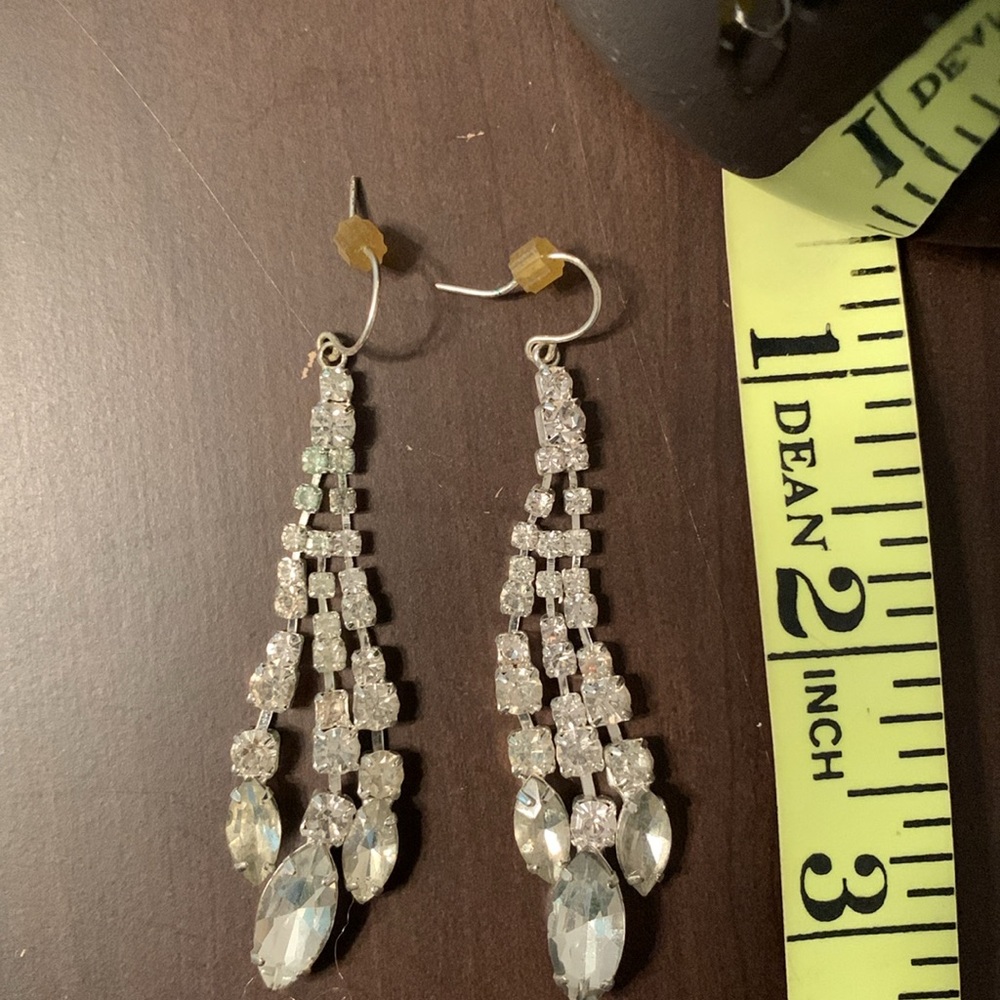Elegant Silver Pierced Drop Earrings EUC - Picture 5 of 5